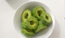 吃羊角蜜瓜住院,羊角蜜瓜引发的住院奇遇