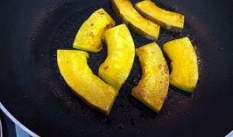 飞牛吃大瓜,一跃吃下大瓜