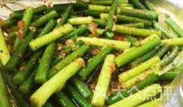 烧烤城吃瓜,烧烤城里的夏日吃瓜盛宴