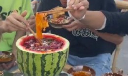 吃瓜的火锅,火锅中的麻辣人生