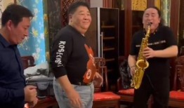 刘金山吃瓜完整,揭秘娱乐圈幕后真相