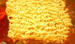 带你吃瓜火锅,带你领略“吃瓜火锅”的独特魅力