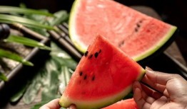 免费吃瓜真甜,甜蜜滋味尽享其中