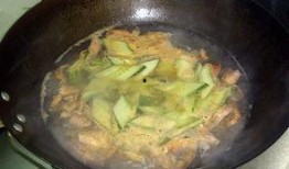 产后吃瓜汤做法,滋补养身，助力妈妈恢复健康