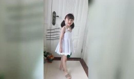 甜心小雅吃瓜,甜心小雅的瓜田奇遇记