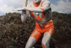 奥特曼感人吃瓜视频,温情与幽默交织的宇宙守护者