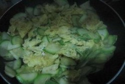 水煮角瓜怎么吃,家常美味，简单易学的健康食谱