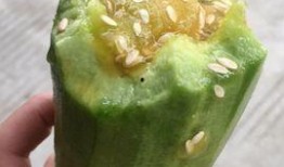 凉拌羊角蜜瓜怎么吃