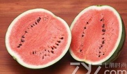 小陈吃瓜不吐籽视频,趣味横生演绎夏日清凉