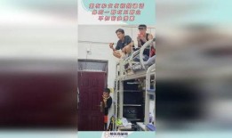 室友吃瓜群众视频,揭秘校园生活幕后趣闻