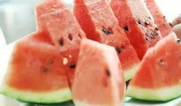 吃瓜的季节美食,探寻吃瓜季节的美食盛宴