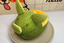 小猪小猪吃哈密瓜,小猪小猪的快乐哈密瓜之旅
