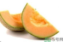 吃饭后能立刻吃哈密瓜吗,饭后立即食用哈密瓜的适宜性探讨