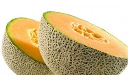 开栅吃瓜,夏日里的悠闲时光