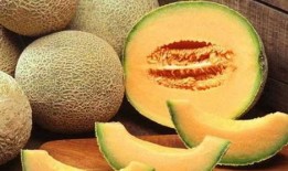 来姨妈吃哈密瓜,哈密瓜助力女性健康调理”